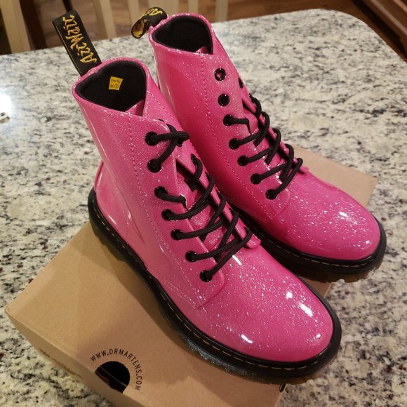 NEW Dr. Marten Luana Boot in Hot Pink Size 7US - Picture 6 of 8